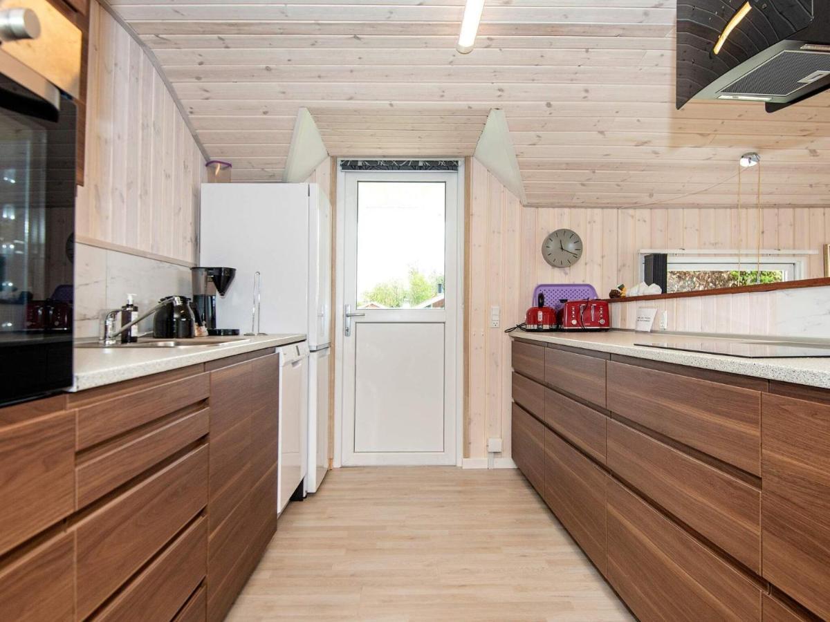 8 Person Holiday Home In Hejls Ngoại thất bức ảnh